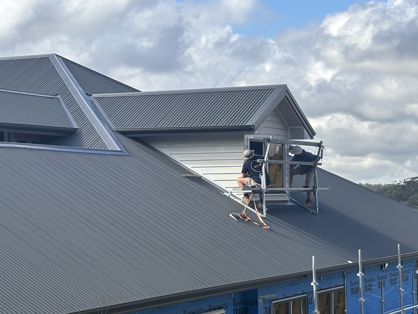Roof and dormer window under construction